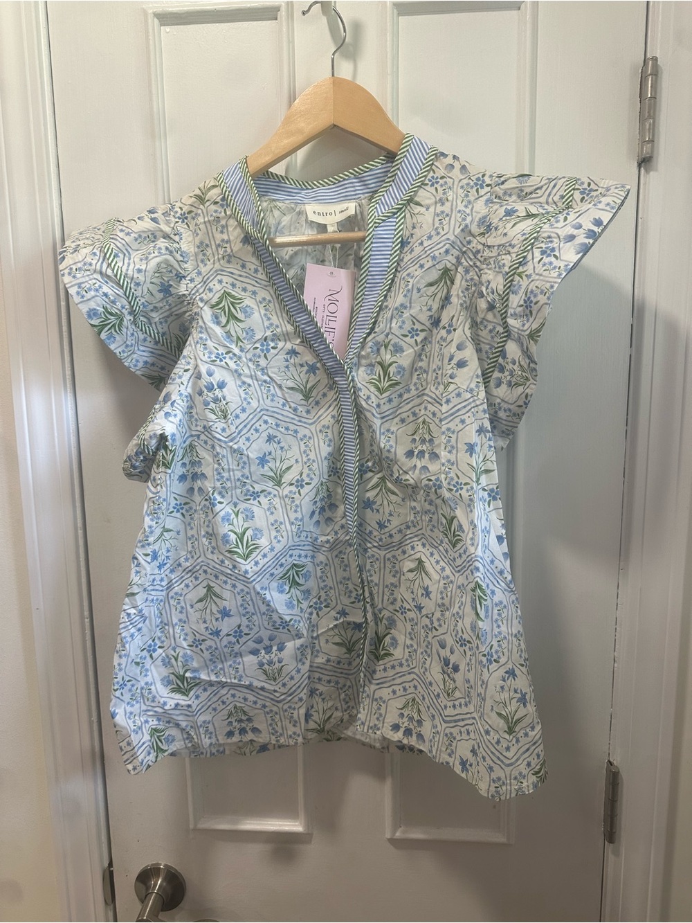 Women’s Blue & Green Floral Flutter Sleeve Top